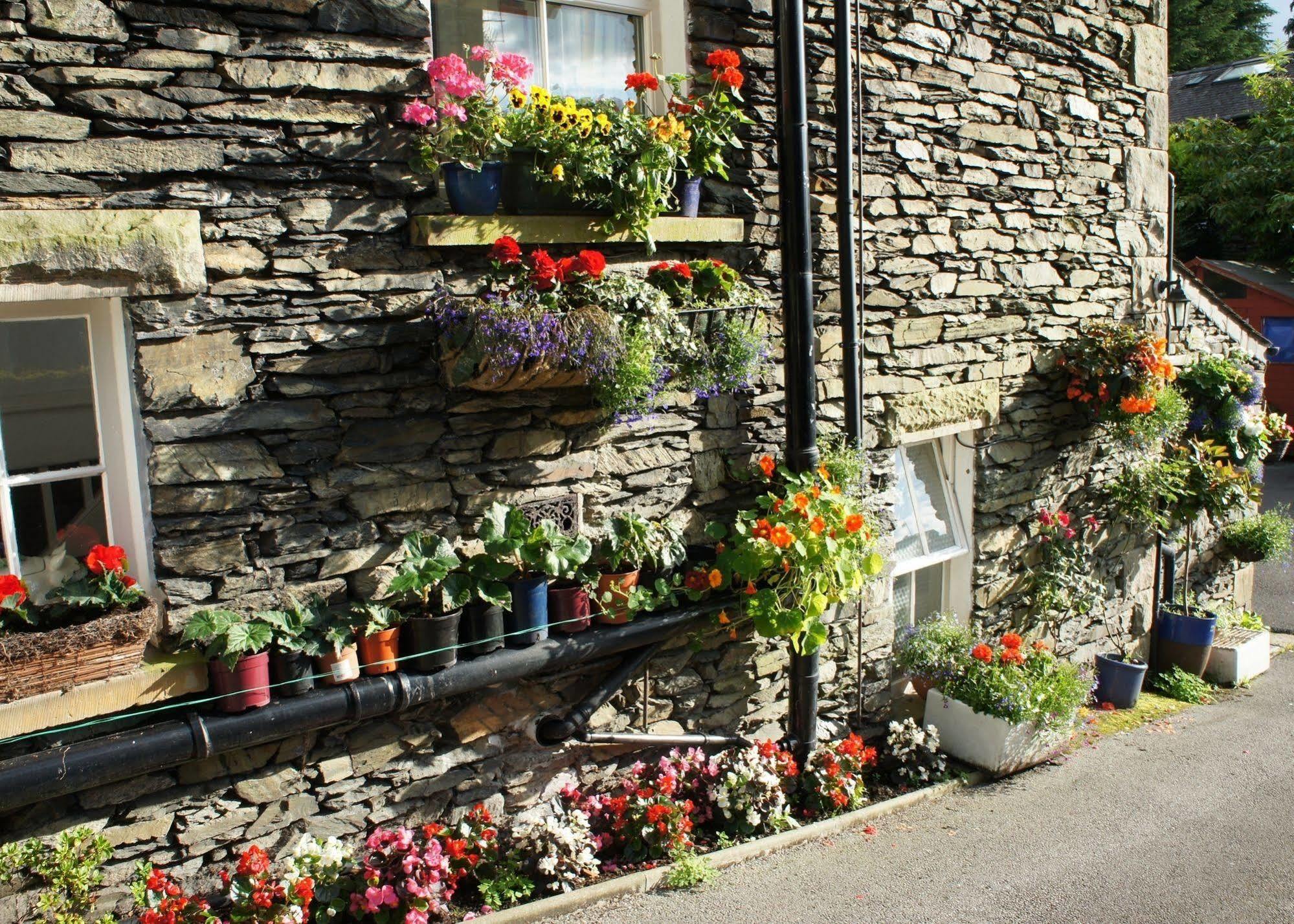 May Cottage B&B Bowness-on-Windermere Exteriör bild