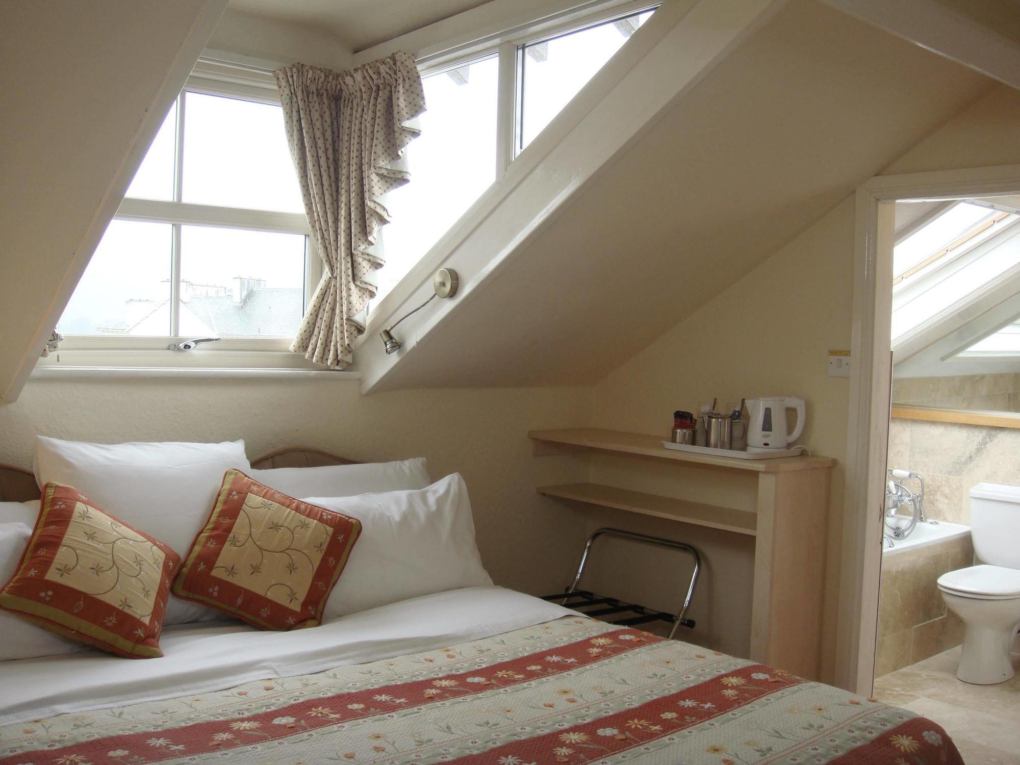May Cottage B&B Bowness-on-Windermere Exteriör bild