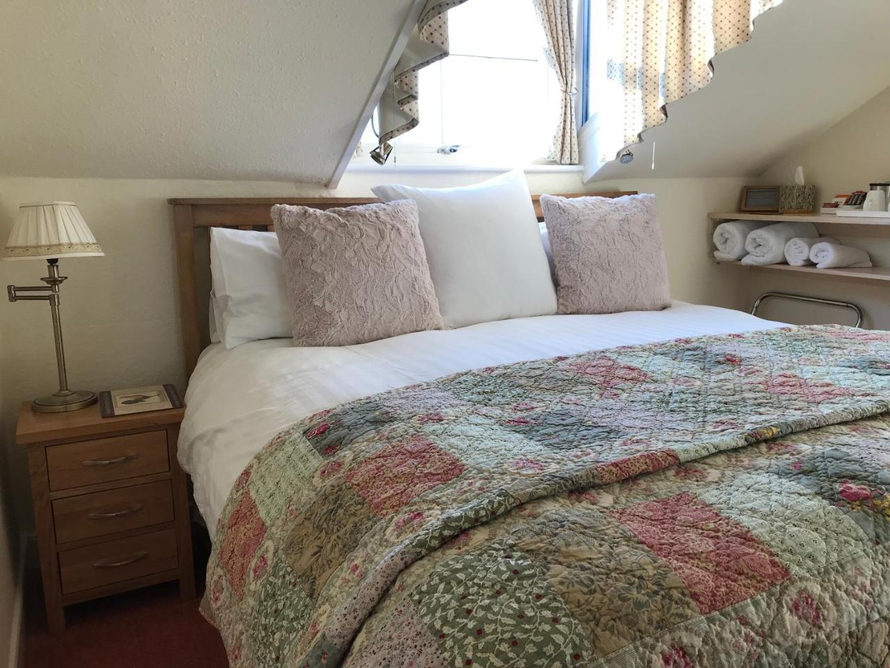 May Cottage B&B Bowness-on-Windermere Exteriör bild
