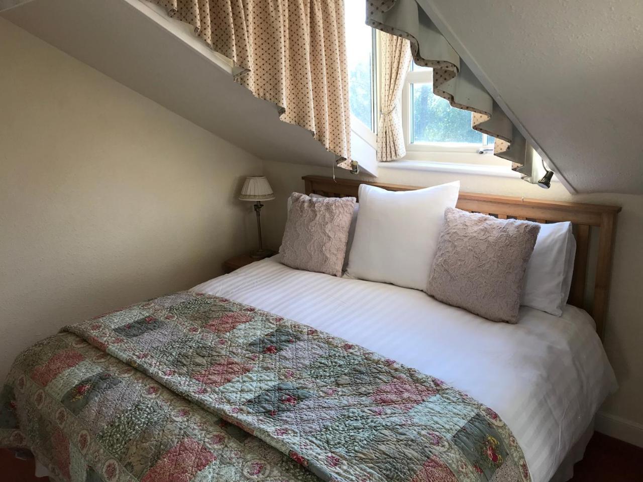 May Cottage B&B Bowness-on-Windermere Exteriör bild